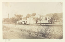 Frisky Hall (Hotel), Bowling