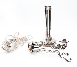 Metal sculpture / lamp (Version 2)