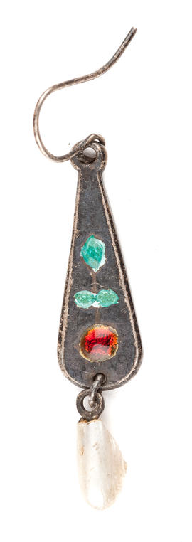 Single drop earring (Version 1)