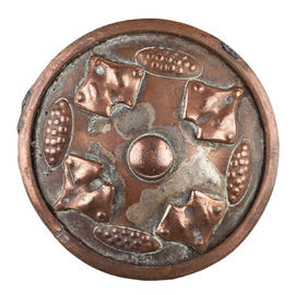Round copper button/brooch (Version 1)