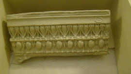 Plaster cast of cornice decorated with egg and dart motif (Version 4)