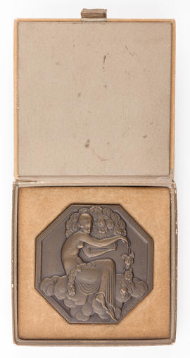 Paris International Exhibition medal (Version 2)