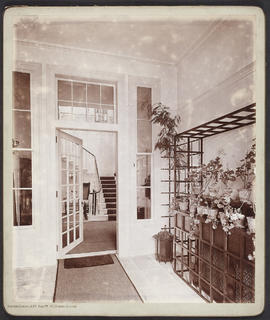 Interior of Hous'hill, Glasgow - entrance porch