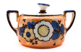 Sugar bowl lid from tea service (Version 1)